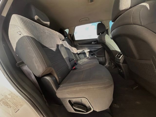 Used 2020 Kia Sorento S image 8