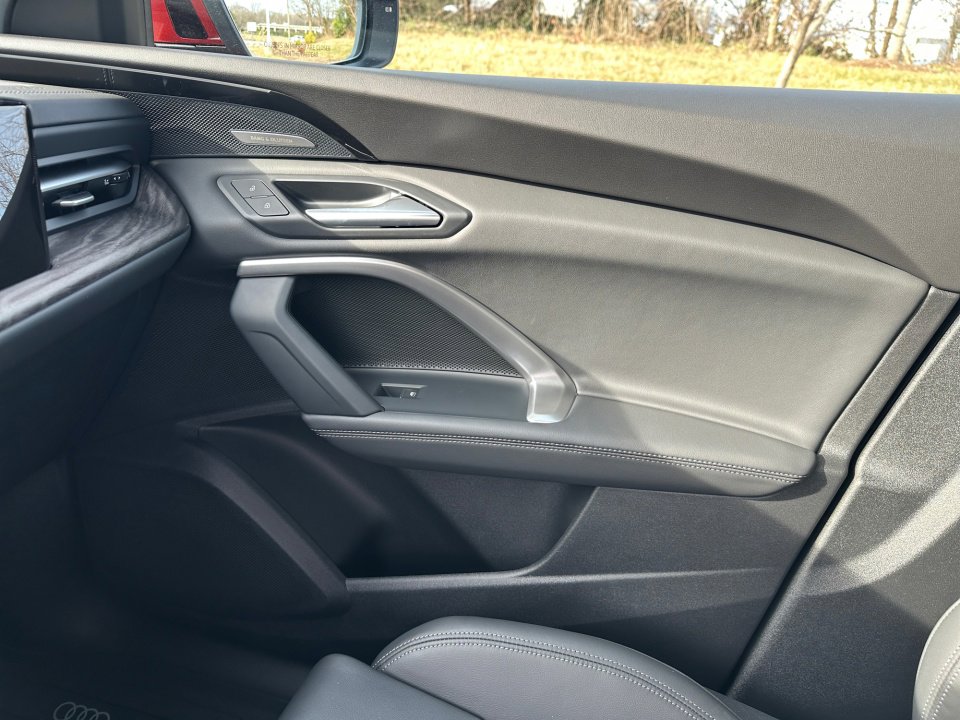 New 2025 Audi Q5 Premium Plus image 31