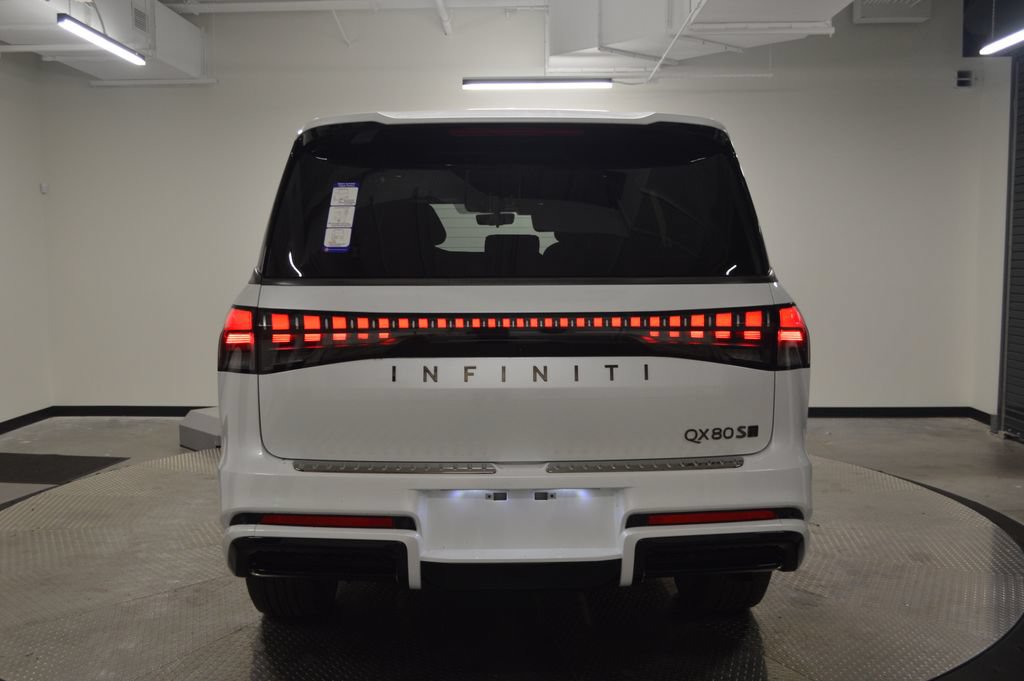 New 2026 INFINITI QX80 4WD w/ Sport Exterior Package image 4
