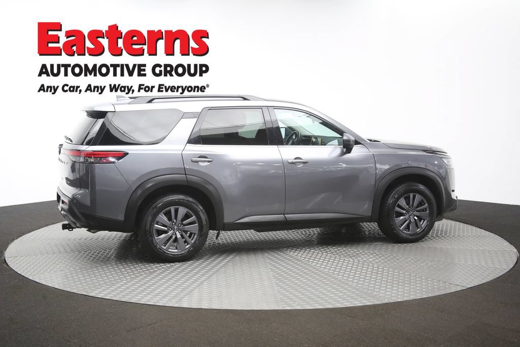 Used 2022 Nissan Pathfinder SV AWD/4WD image 46
