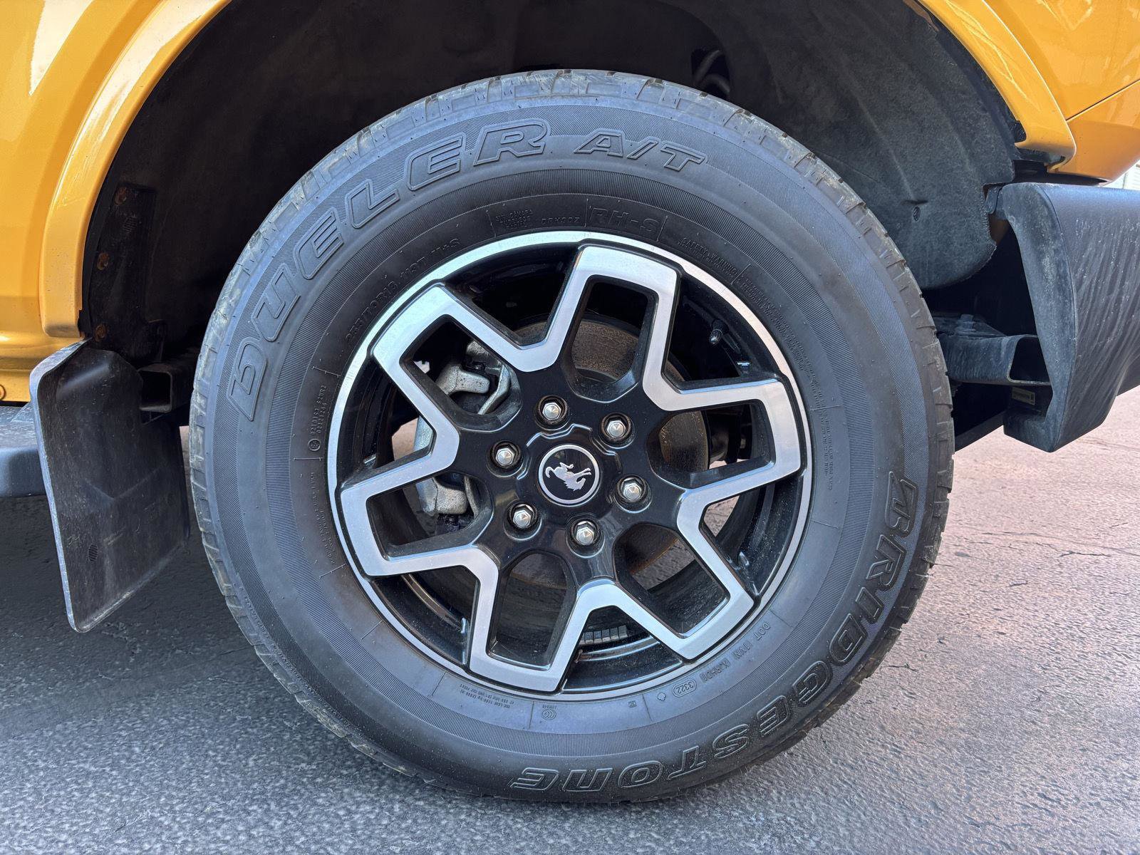 Used 2022 Ford Bronco Outer Banks image 8