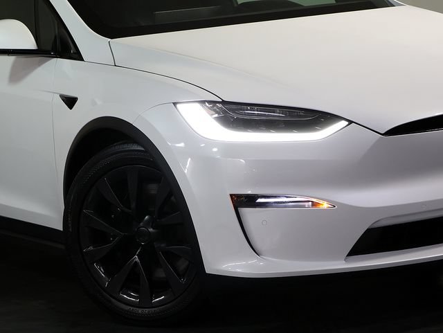 Used 2023 Tesla Model X AWD/4WD image 9