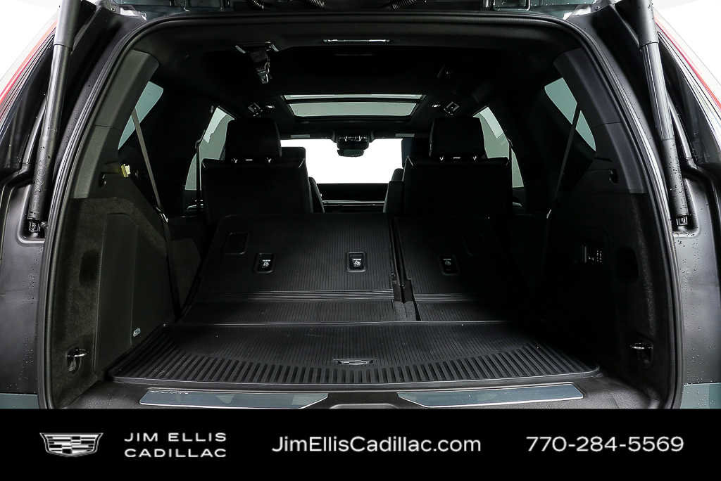 New 2026 Cadillac Escalade Luxury w/ Touring Package AWD/4WD image 35