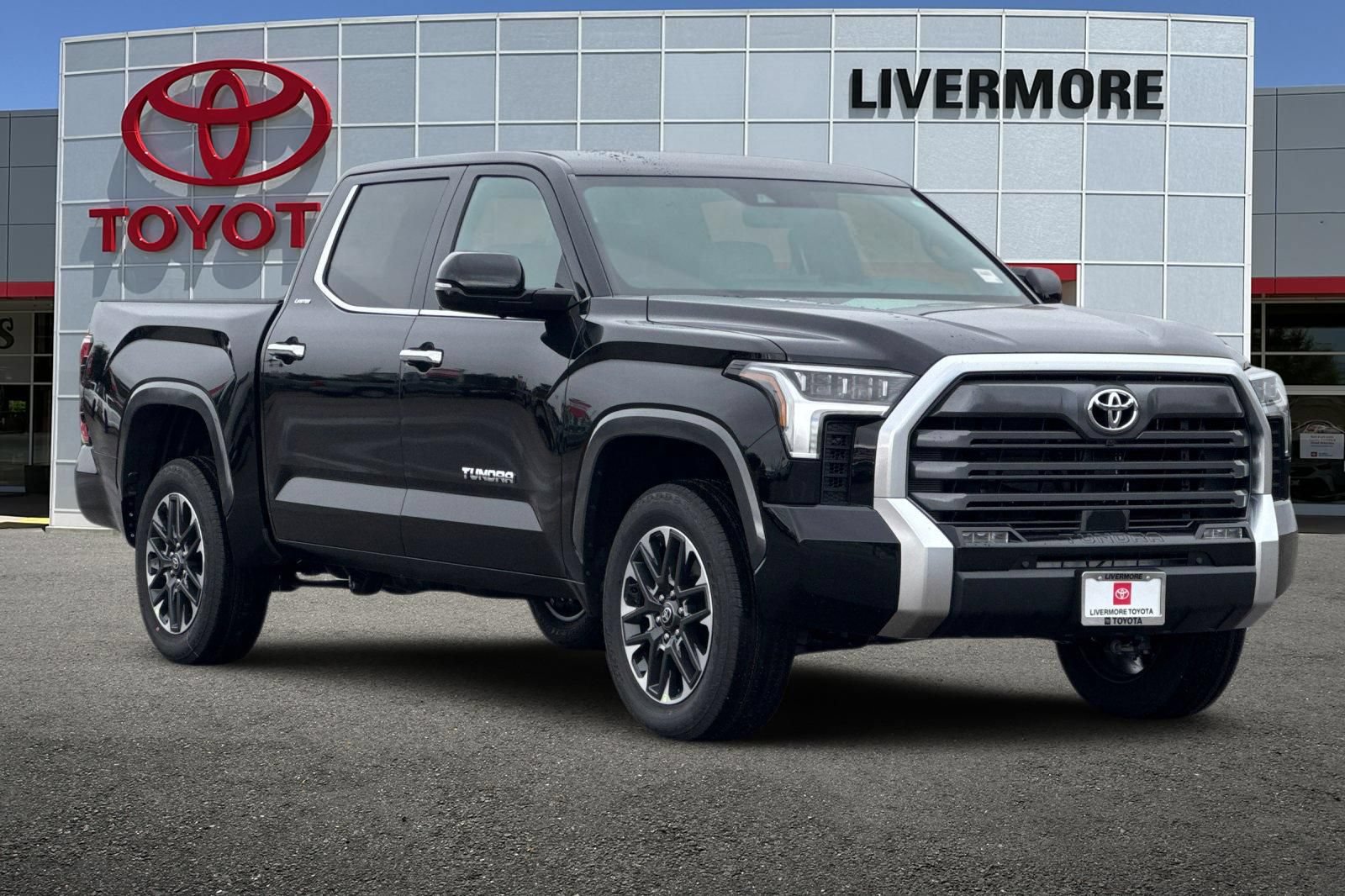 New 2026 Toyota Tundra Limited AWD/4WD image 2
