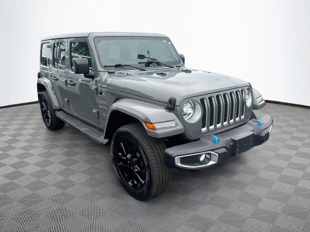 Used 2022 Jeep Wrangler Unlimited Sahara AWD/4WD image 4