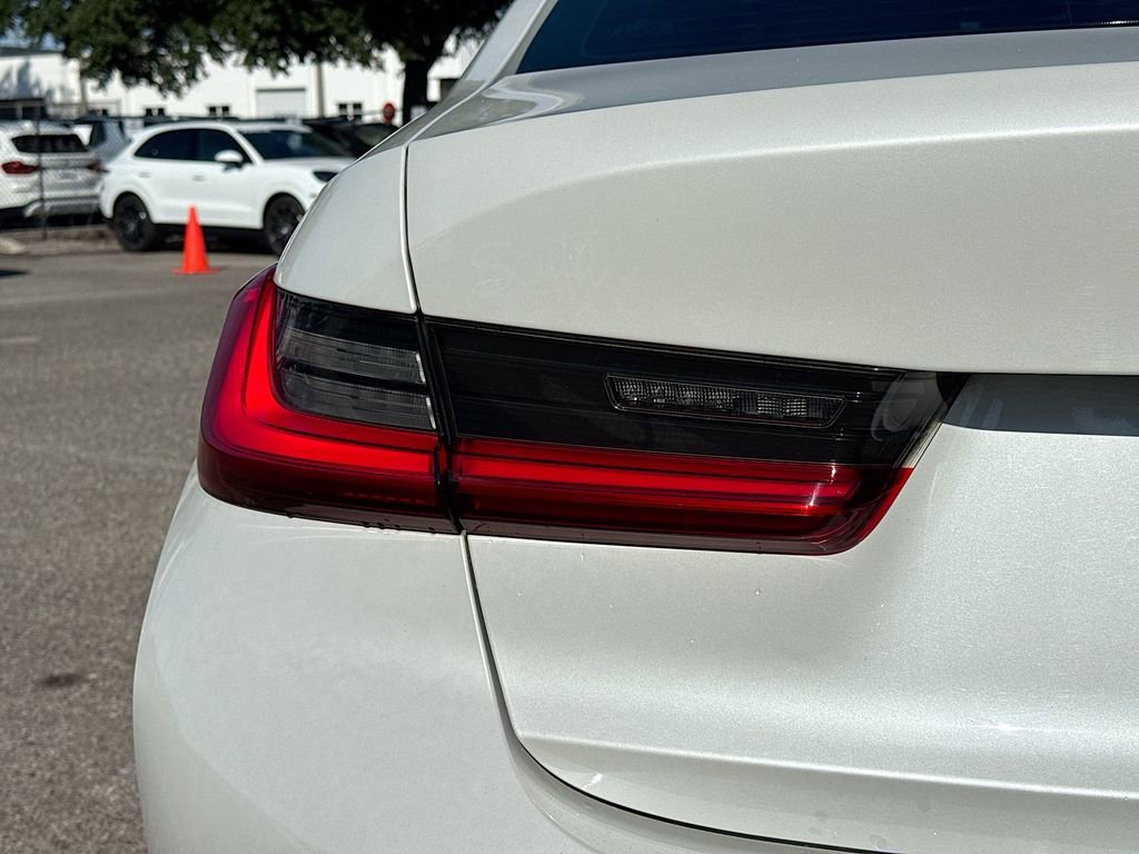 Used 2020 BMW 330i Sedan w/ Driving Assistance Package RWD image 10