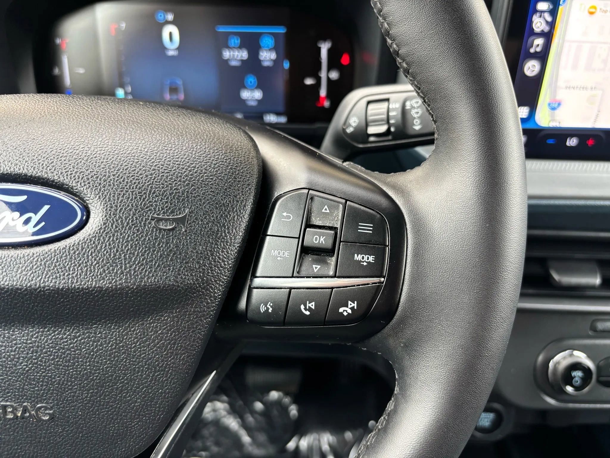 Used 2025 Ford Maverick XLT w/ XLT Luxury Package image 25