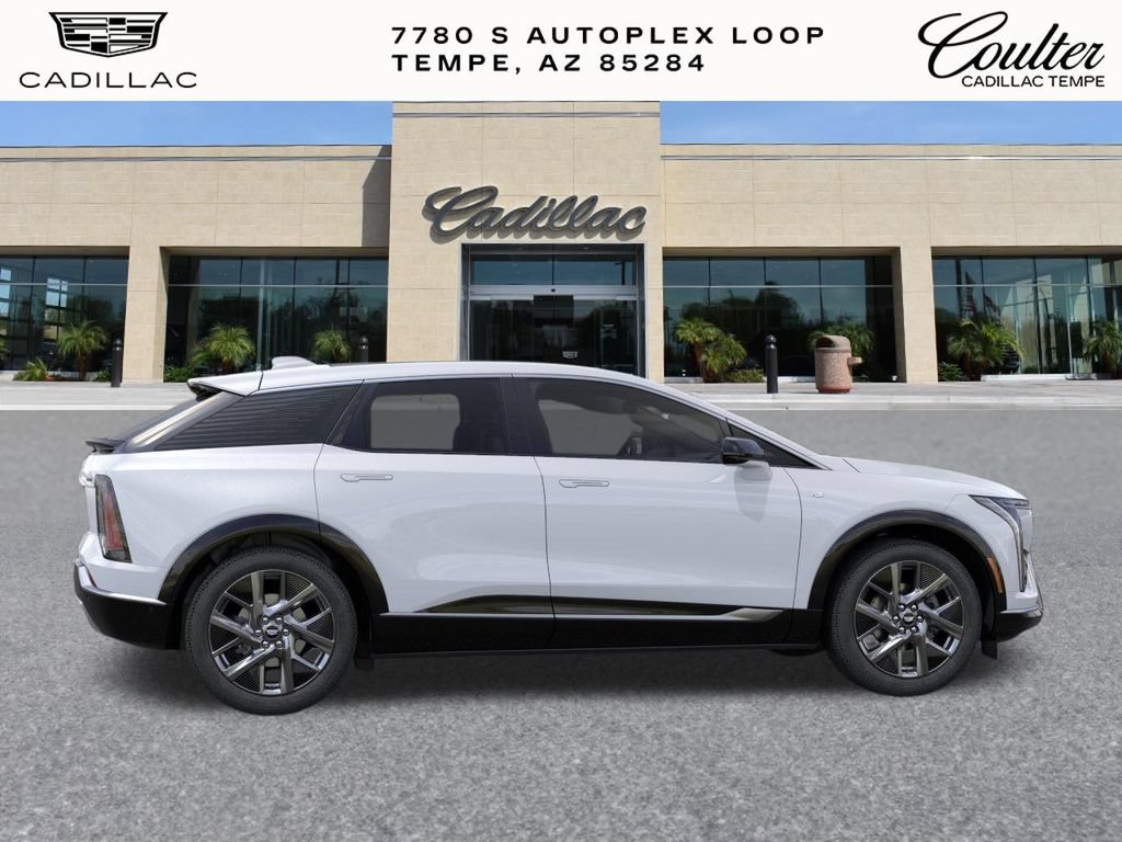 New 2026 Cadillac Optiq Luxury 2 RWD image 6