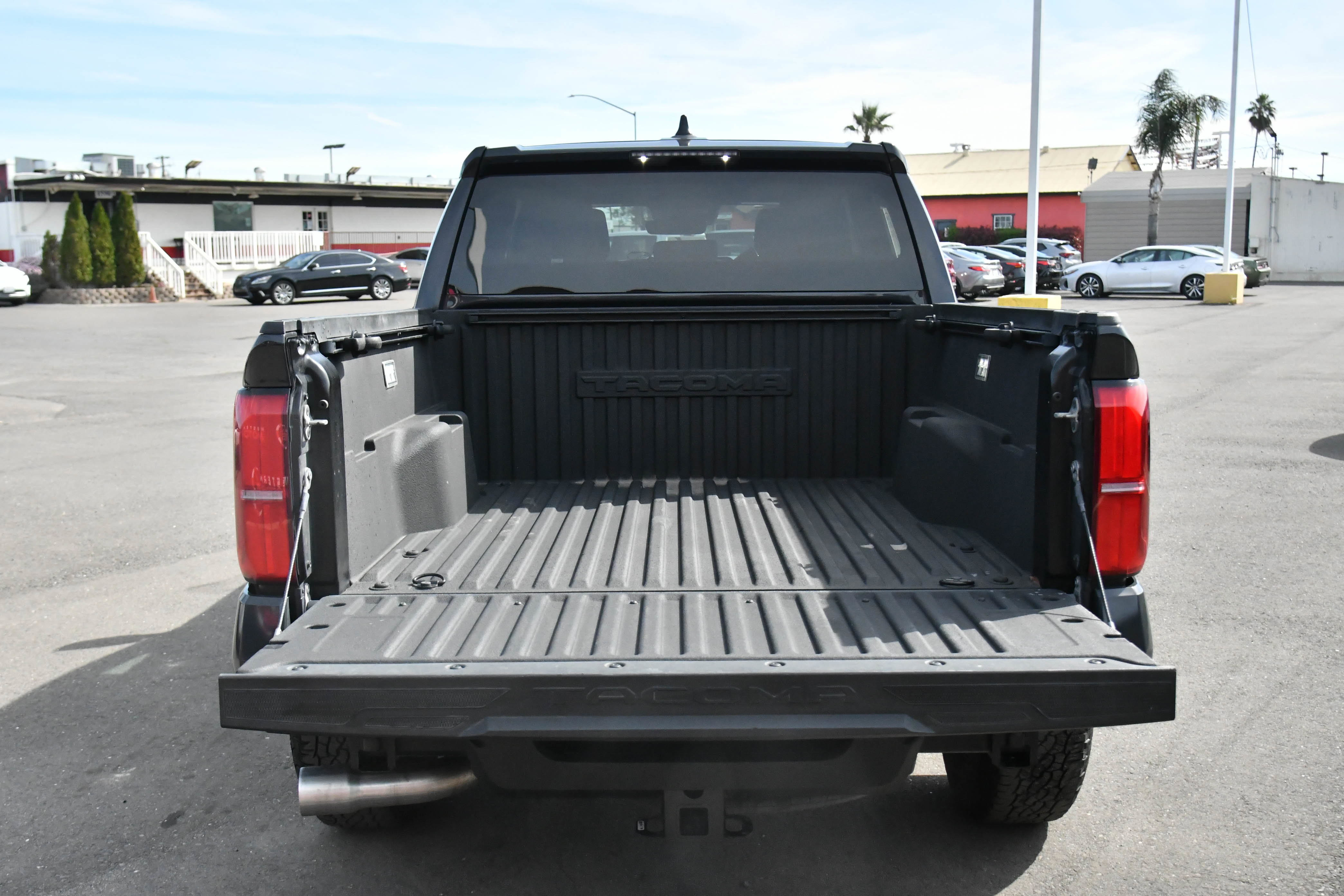 Used 2024 Toyota Tacoma TRD Sport image 42