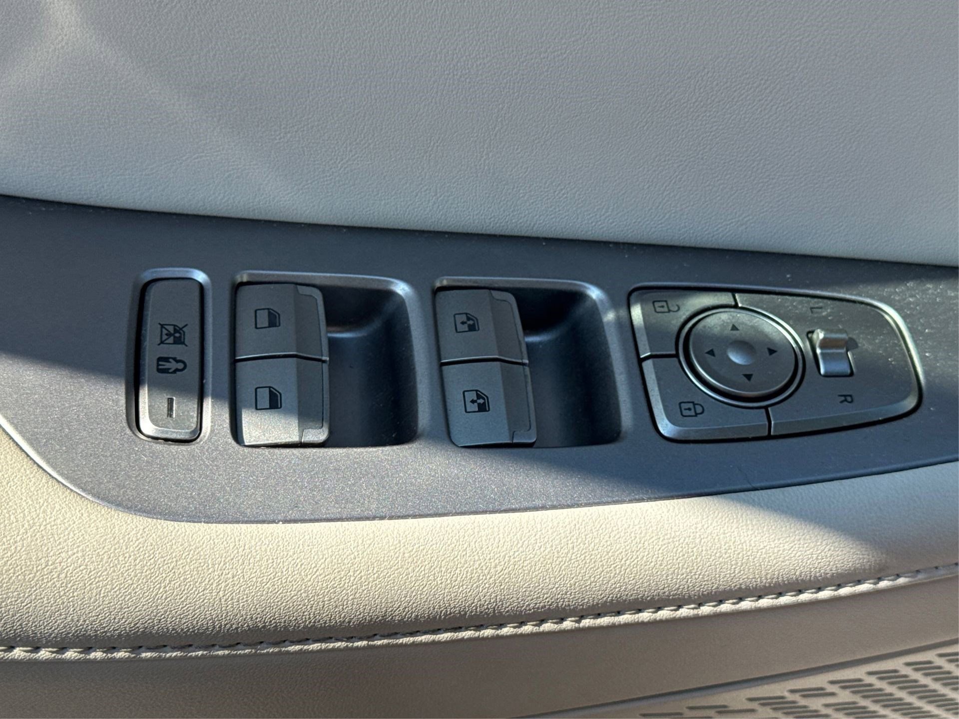 Used 2021 Hyundai Palisade SEL w/ Premium Package image 38