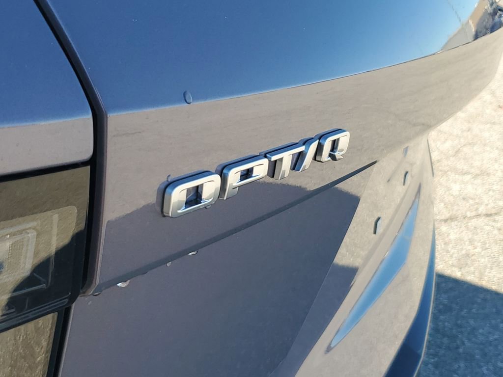 New 2026 Cadillac Optiq Luxury 1 image 27