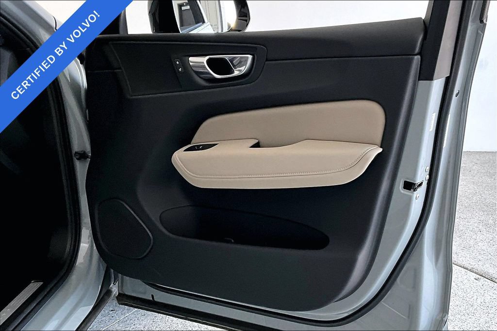 Certified 2026 Volvo XC60 B5 Plus AWD/4WD image 23