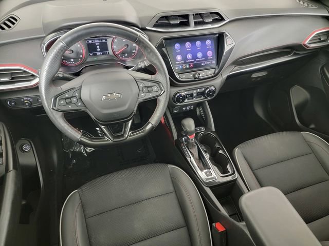 Used 2023 Chevrolet TrailBlazer RS w/ Sun and Liftgate Package FWD image 33