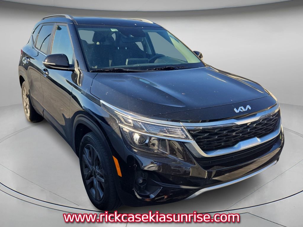 Used 2023 Kia Seltos S image 3