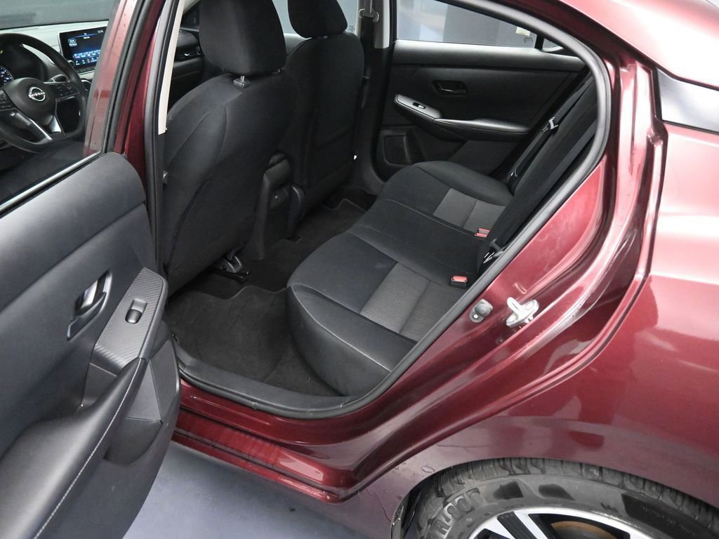 Used 2024 Nissan Sentra SV image 17