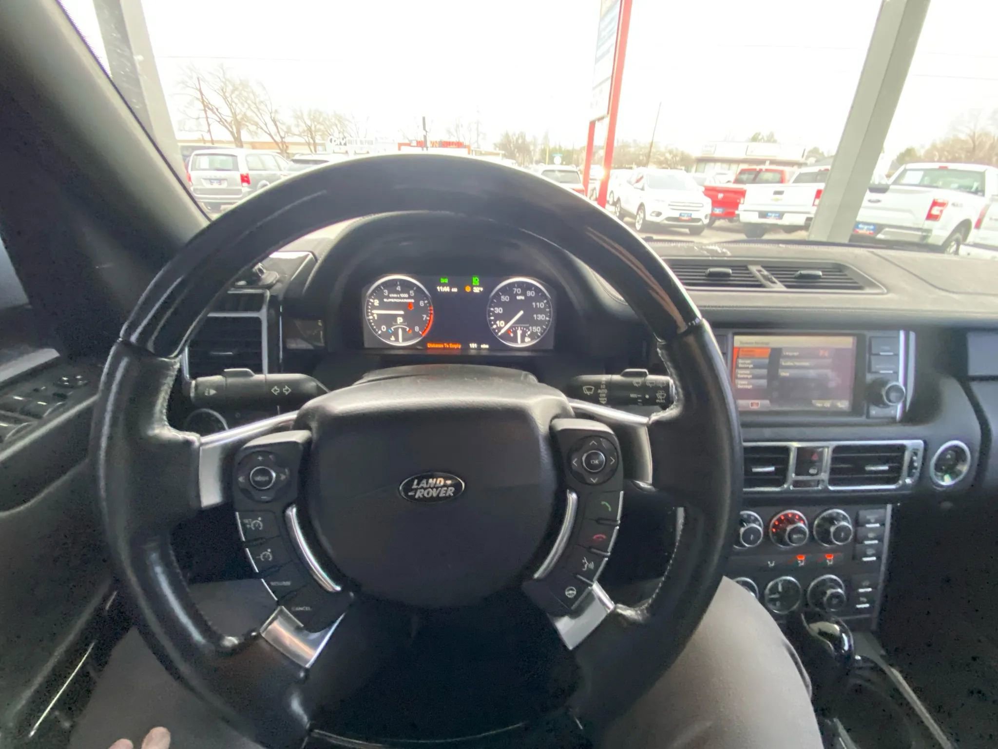 Used 2010 Land Rover Range Rover Supercharged image 6