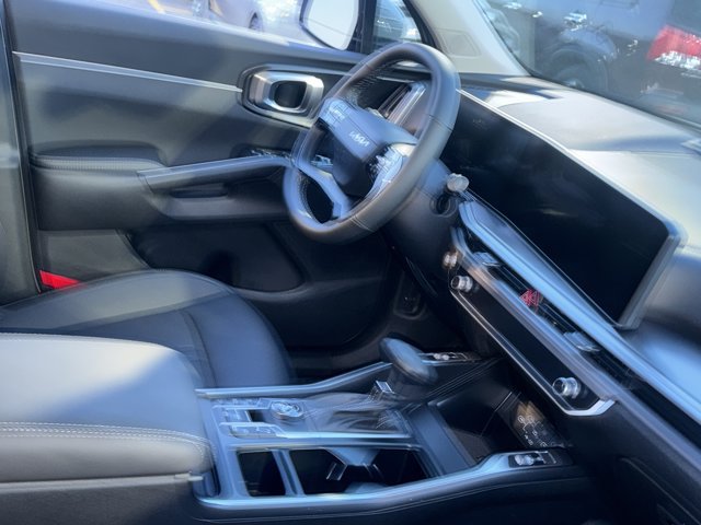 New 2026 Kia Sorento S FWD image 11