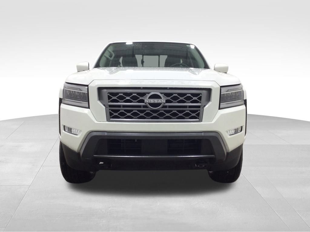 Used 2024 Nissan Frontier SL w/ Technology Package image 7