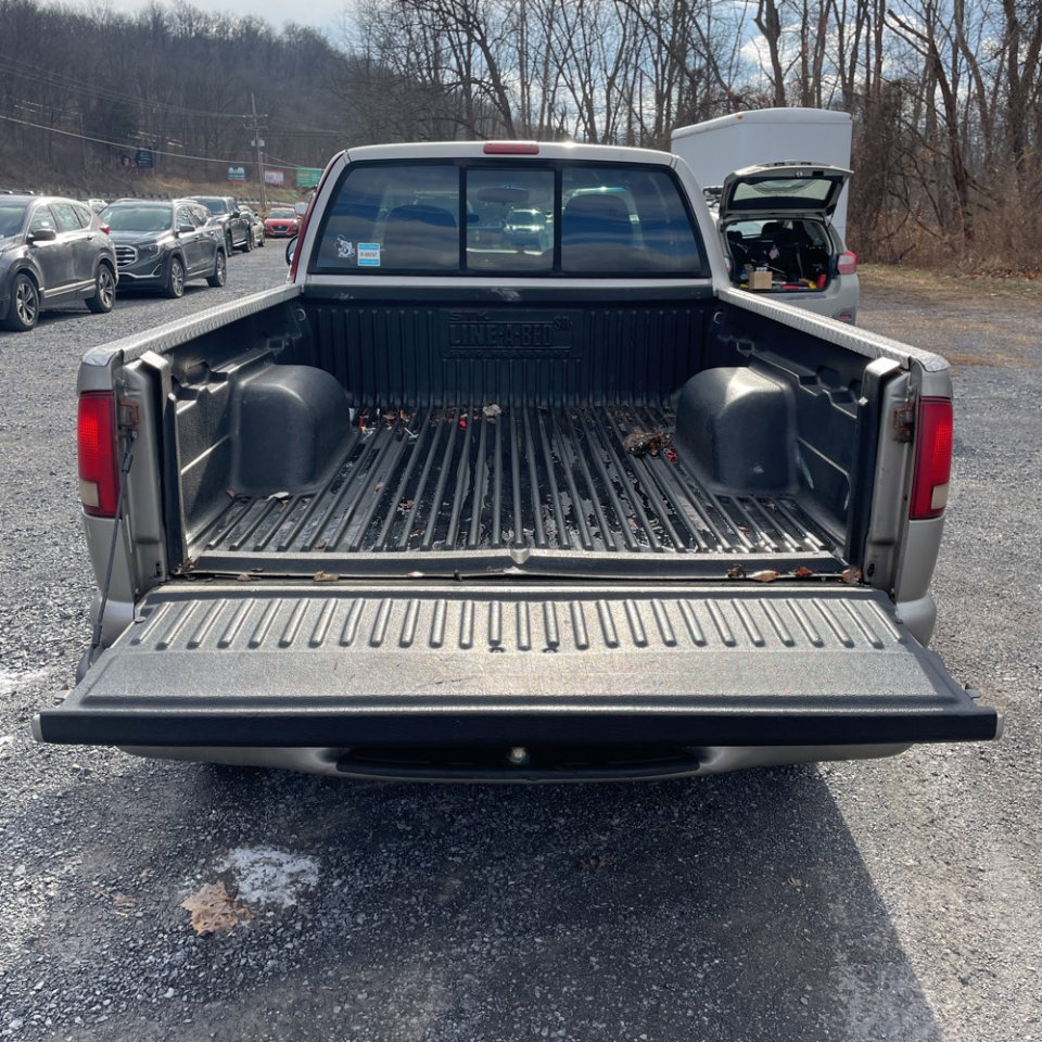 Used 2003 GMC Sonoma SLS w/ SLS Preferred Equipment Group image 12