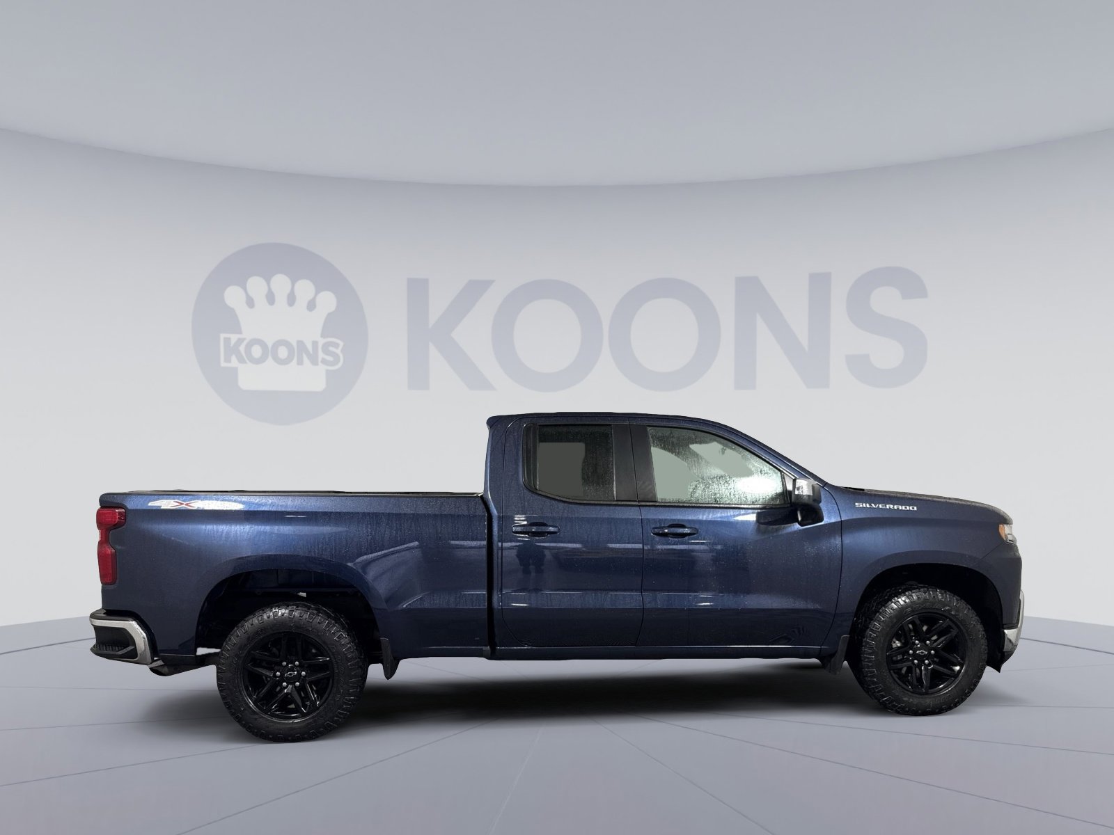Used 2022 Chevrolet Silverado 1500 LT AWD/4WD image 8