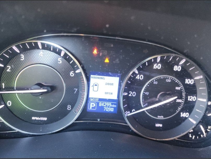 Used 2017 Nissan Armada SV w/ Interior Lighting Package image 10