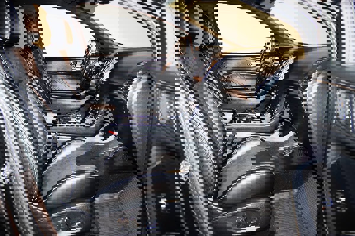 Used 2019 Ford Edge ST w/ Cold Weather Package image 56