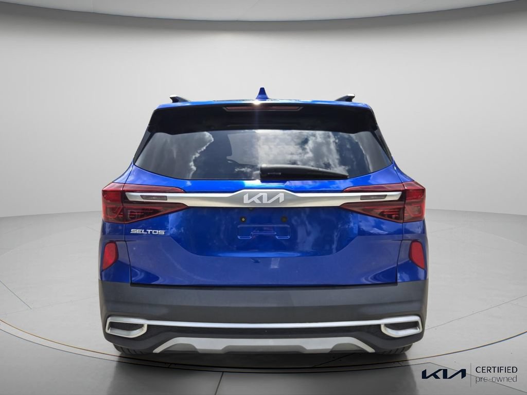 Certified 2023 Kia Seltos SX w/ SX Sunroof Package AWD/4WD image 6