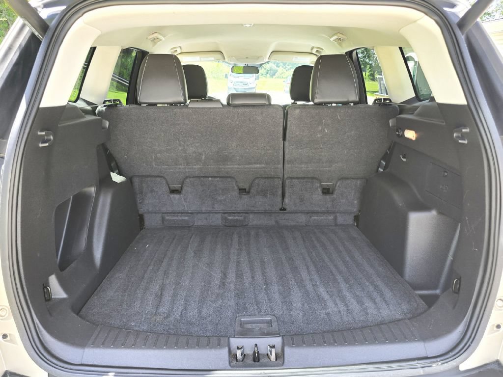 Used 2018 Ford Escape SEL AWD/4WD image 17