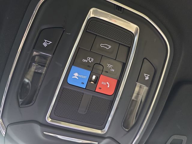 Used 2023 Jeep Grand Cherokee Limited w/ Trailer Tow Prep Group (B) image 39