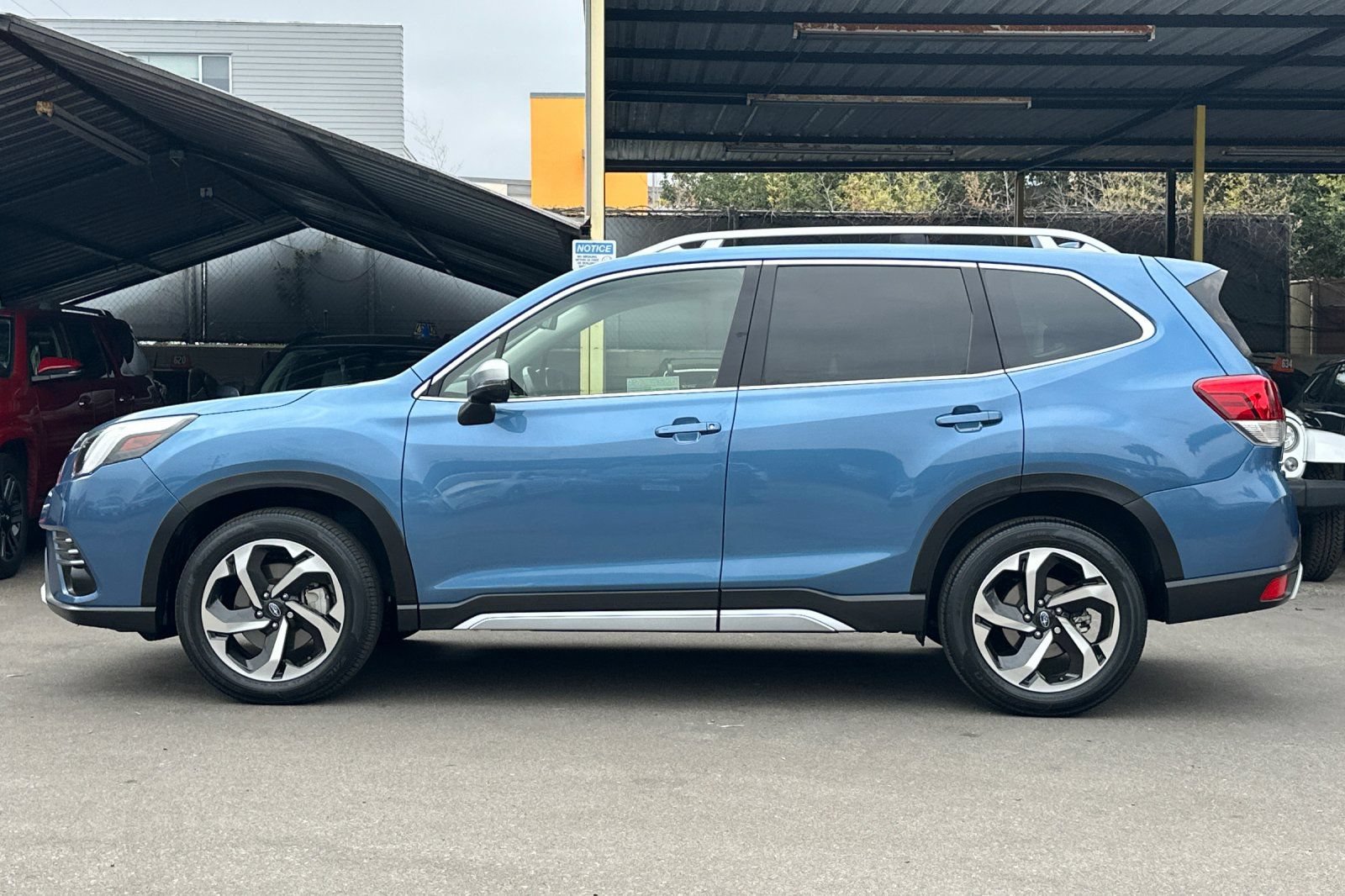 Used 2023 Subaru Forester Touring AWD/4WD image 7