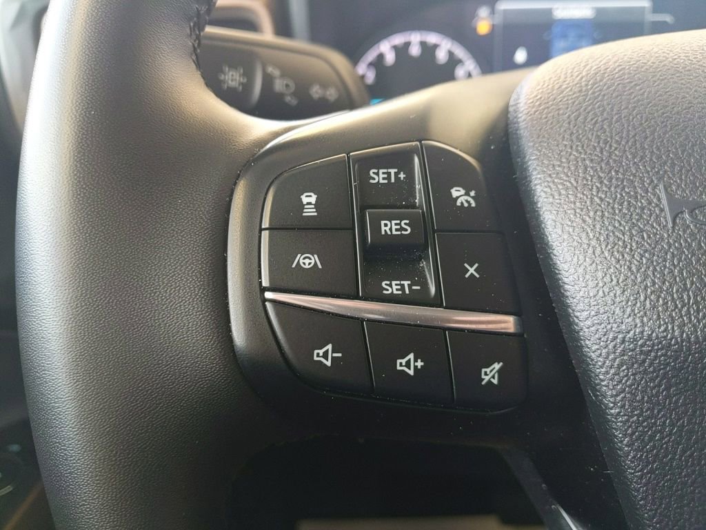 Used 2024 Ford Maverick Lariat AWD/4WD image 18