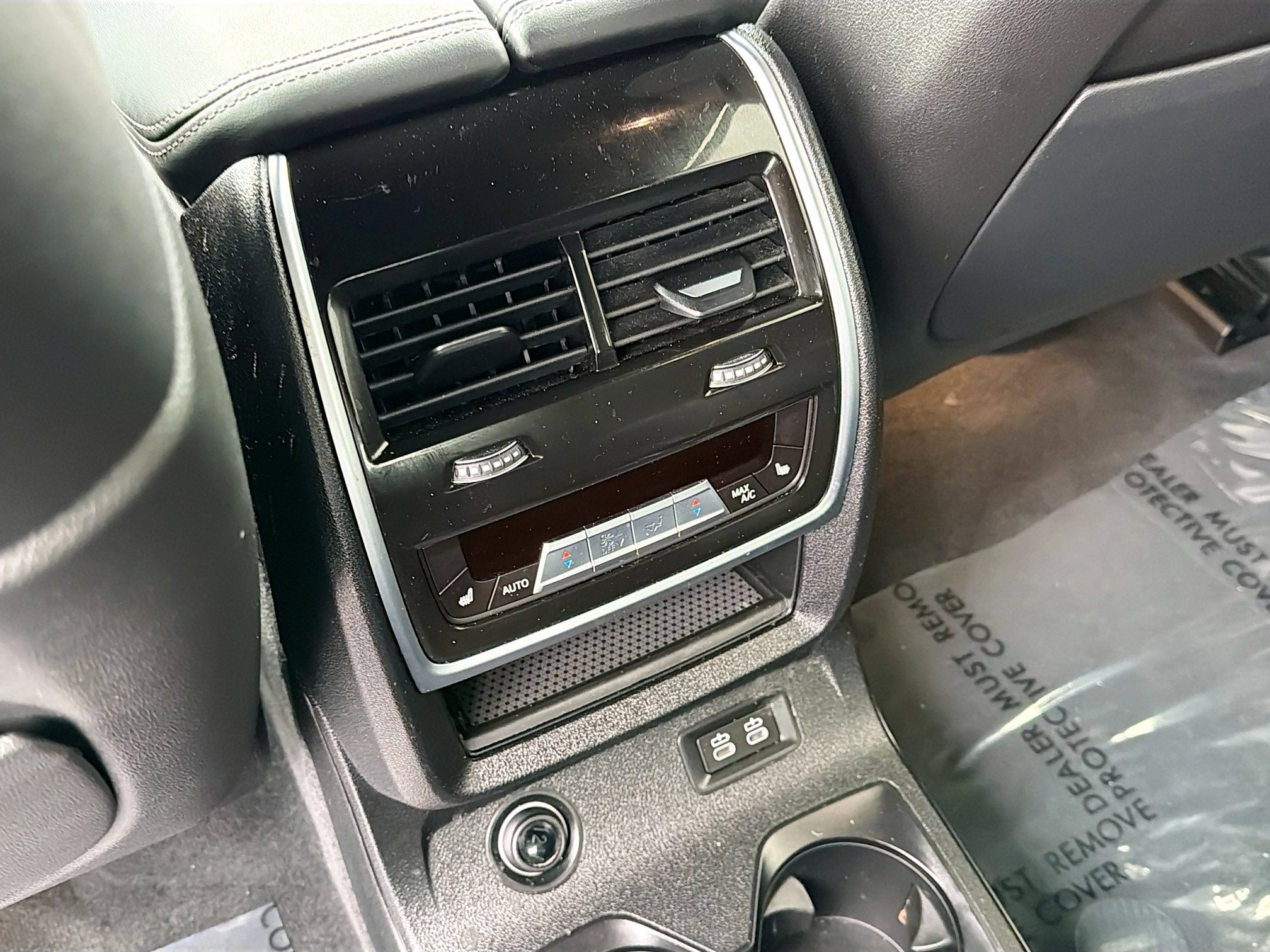 Used 2022 BMW X7 xDrive40i w/ Executive Package image 19