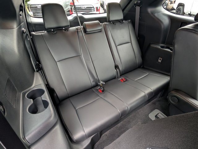 Used 2024 Toyota Highlander XSE AWD/4WD image 15
