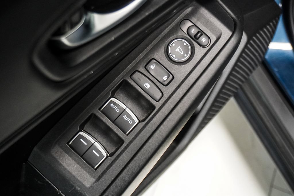 Used 2023 Honda Accord EX image 20