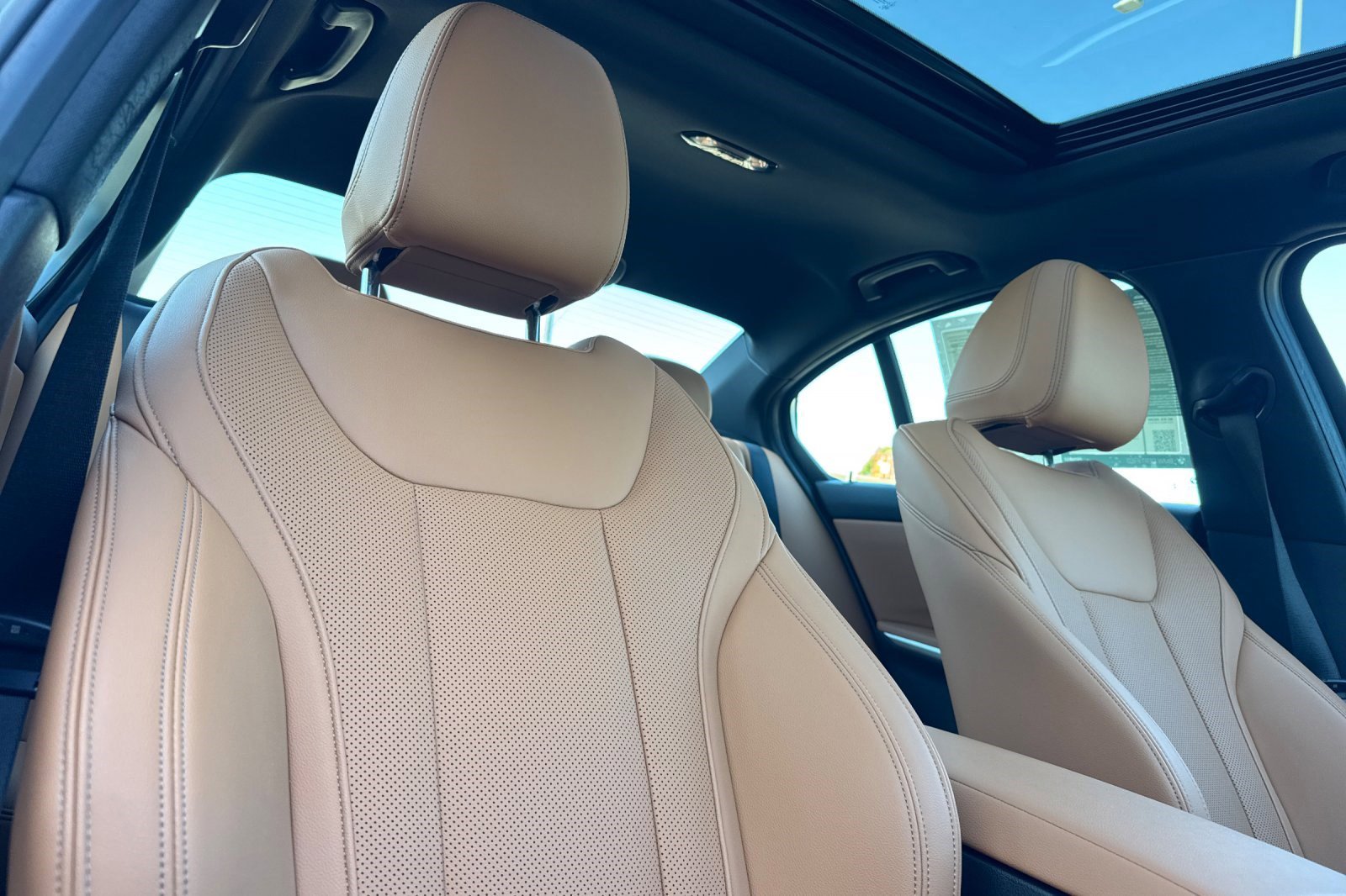 Certified 2024 BMW 330e RWD image 20