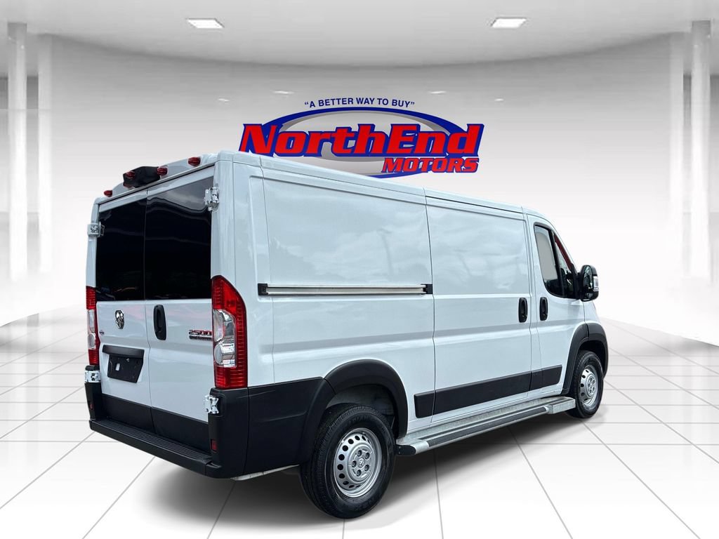 Used 2025 RAM ProMaster 2500 w/ U-Haul Equipment Group FWD image 7