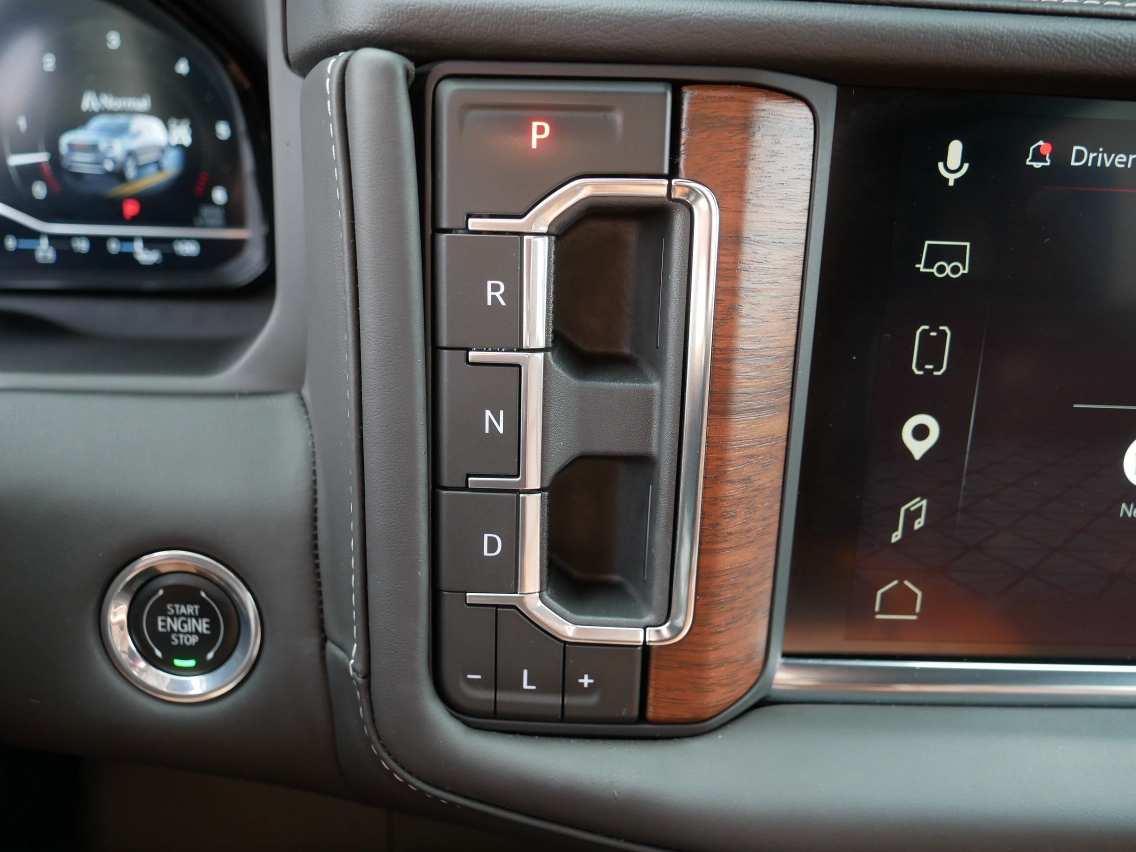 Used 2023 GMC Yukon Denali Ultimate w/ LPO, Floor Liner Package AWD/4WD image 24