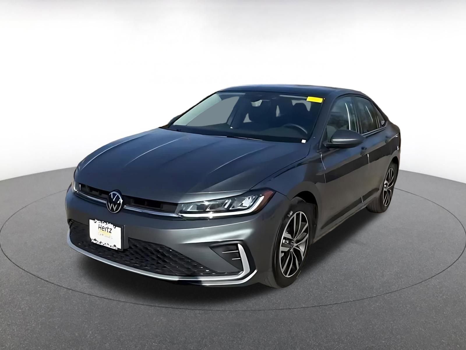 Used 2025 Volkswagen Jetta SE image 7