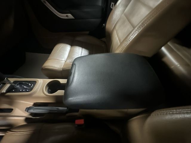 Used 2012 Jeep Wrangler Sahara w/ Connectivity Group image 24