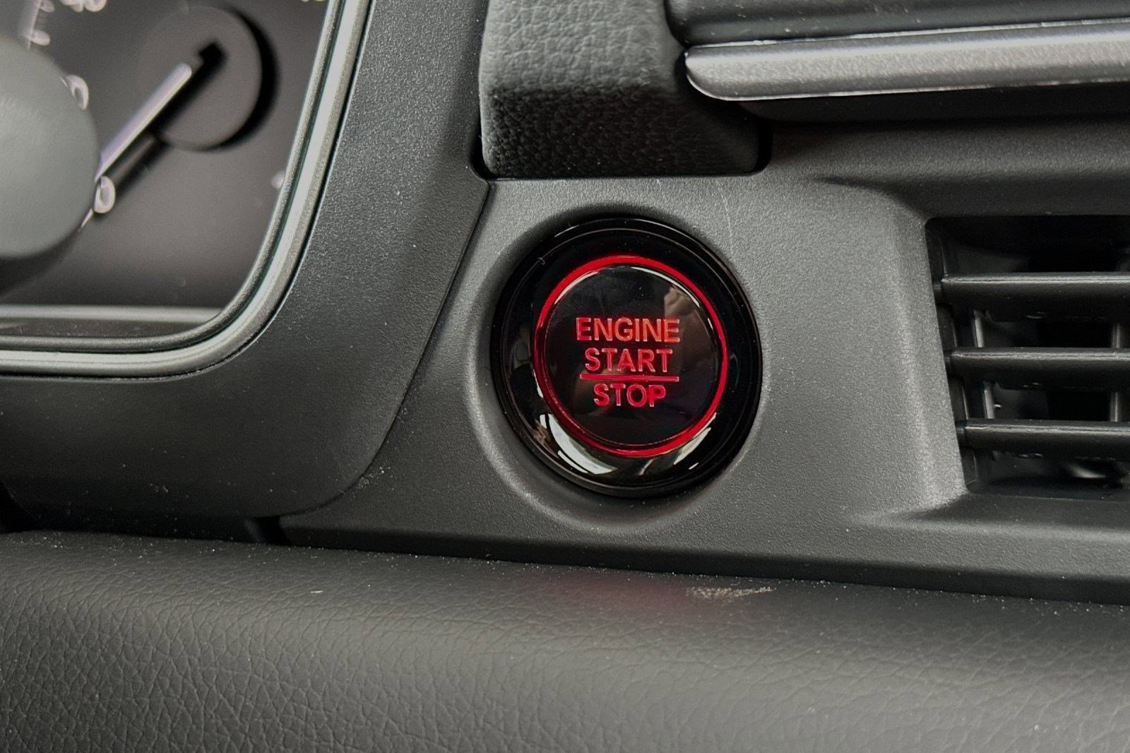 New 2025 Honda Pilot Touring image 26