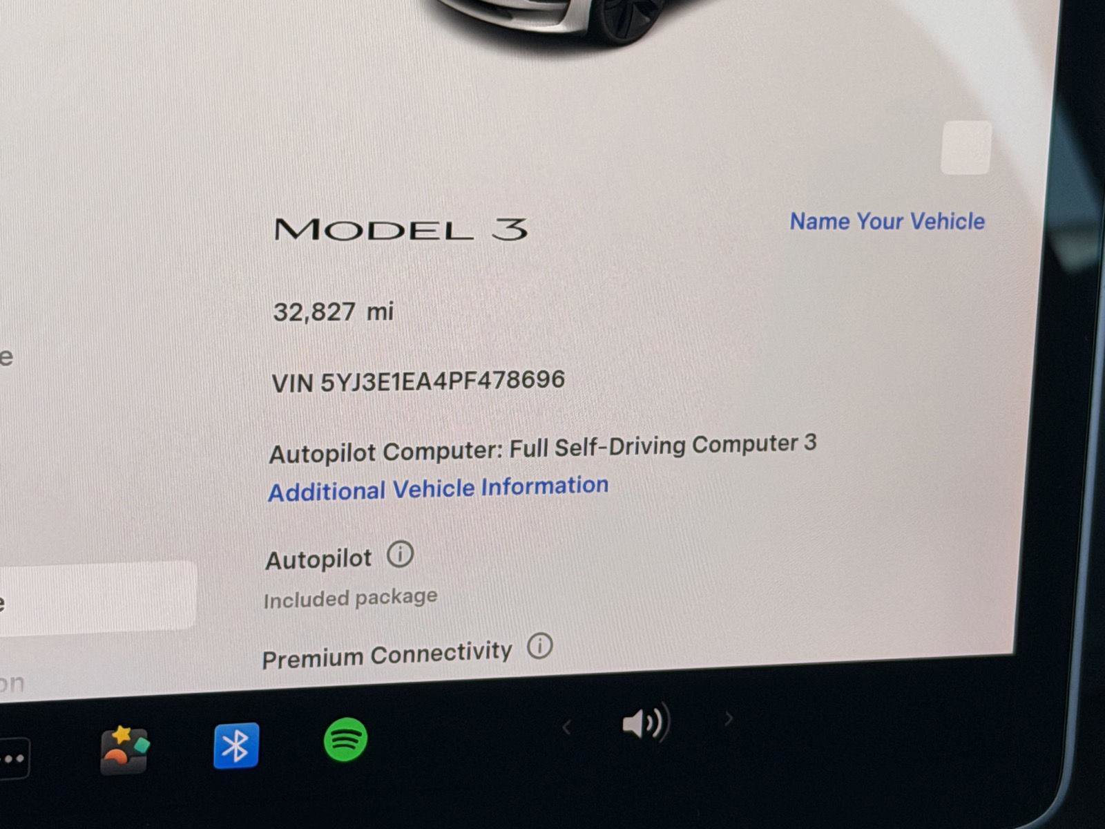 Used 2023 Tesla Model 3 Standard Range image 11
