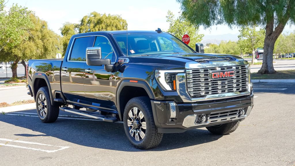 New 2026 GMC Sierra 2500 Denali w/ Denali Reserve Package AWD/4WD image 6