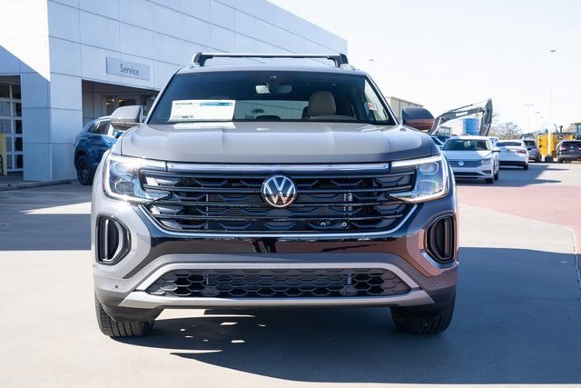 New 2026 Volkswagen Atlas Cross Sport SE image 9