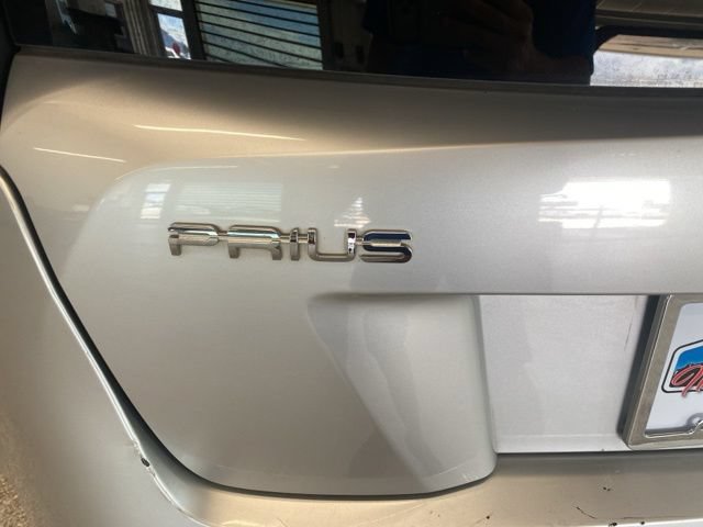 Used 2016 Toyota Prius Two FWD image 8
