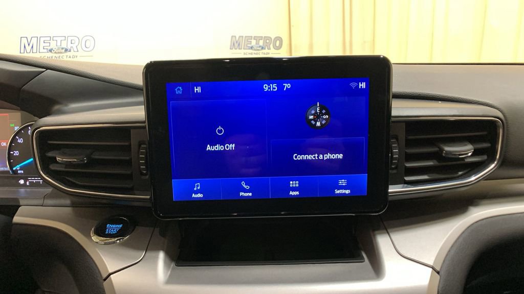 Certified 2022 Ford Explorer XLT w/ Equipment Group 202A image 39