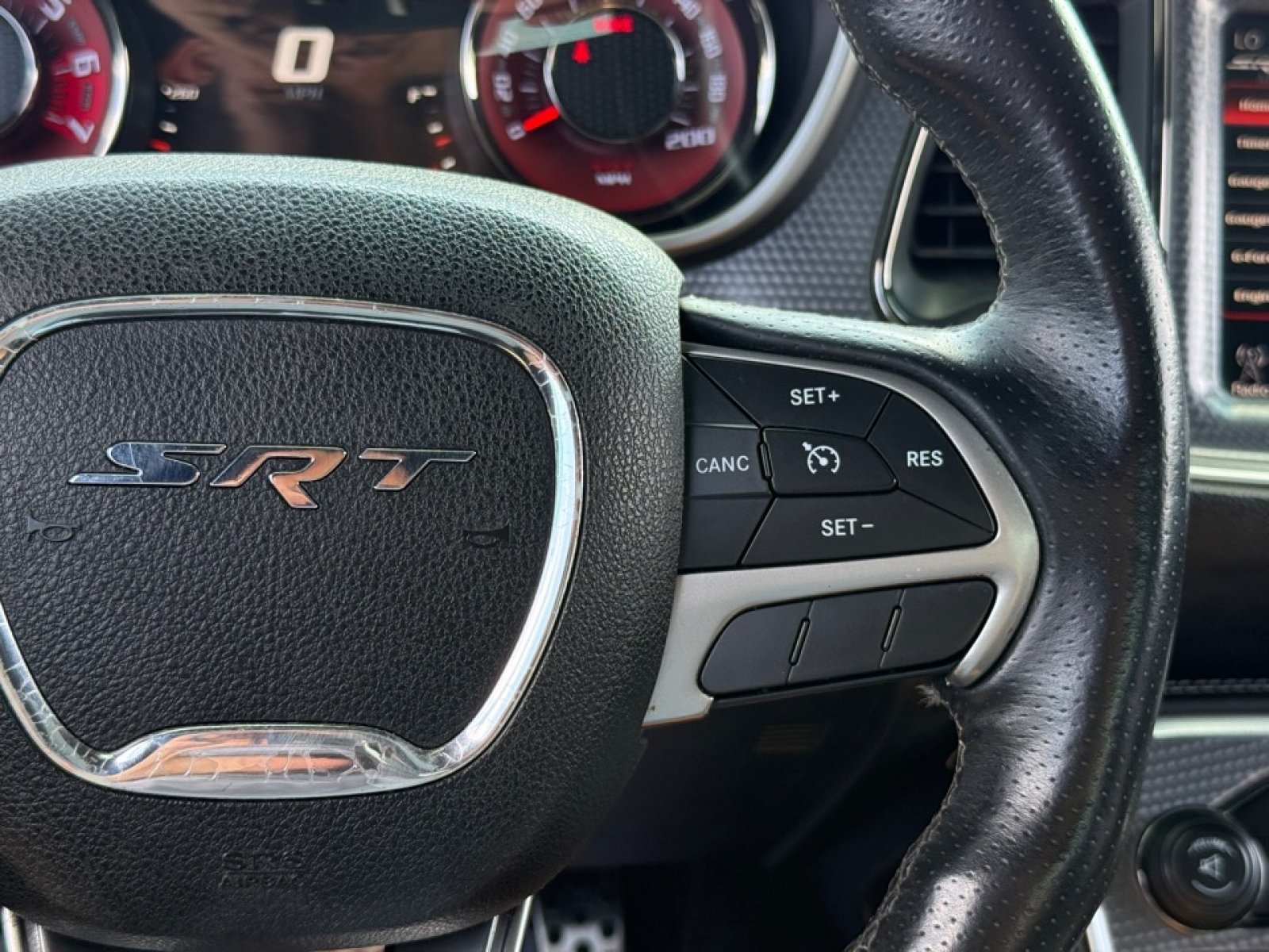 Used 2016 Dodge Challenger SRT Hellcat RWD image 24