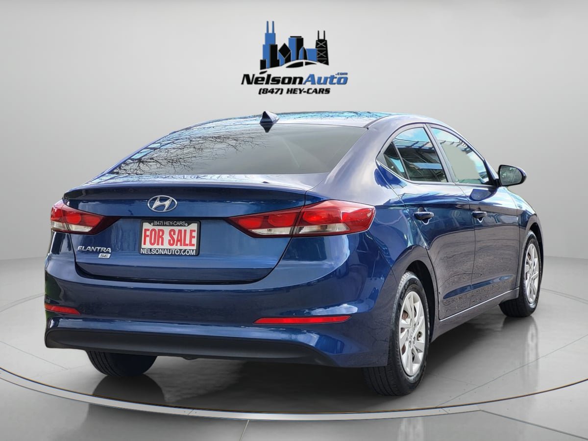 Used 2017 Hyundai Elantra SE FWD image 4