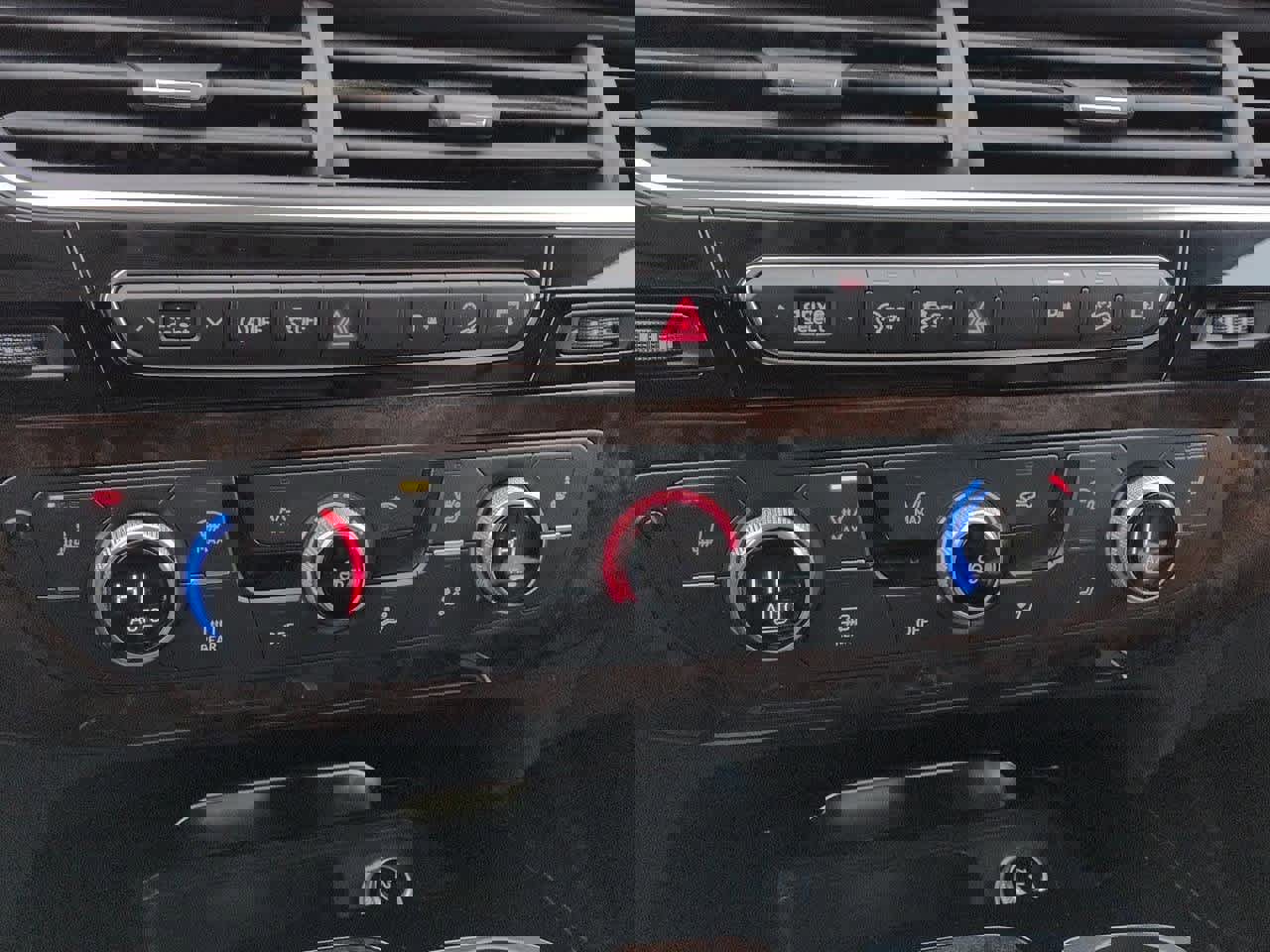 Used 2017 Audi Q7 3.0T Premium Plus image 30