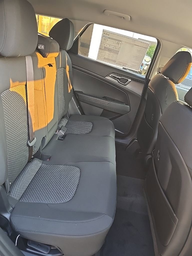 New 2026 Kia Sportage S image 11