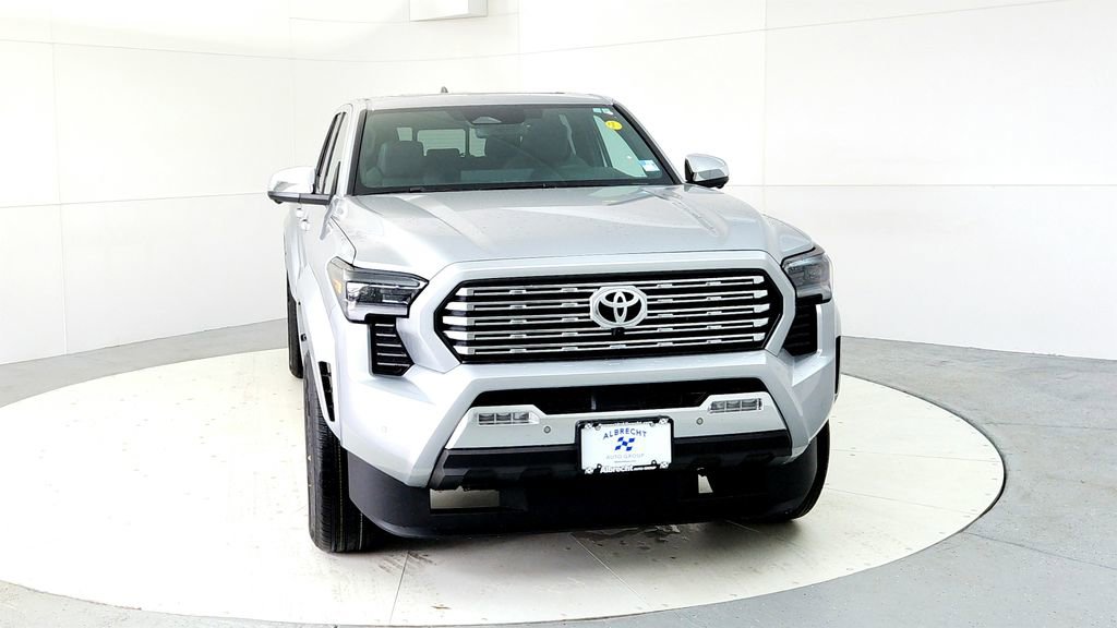 New 2026 Toyota Tacoma Limited AWD/4WD image 8